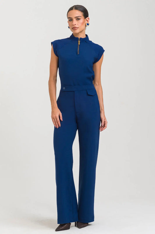 Anahí — Uniforme con pantalón encauchado