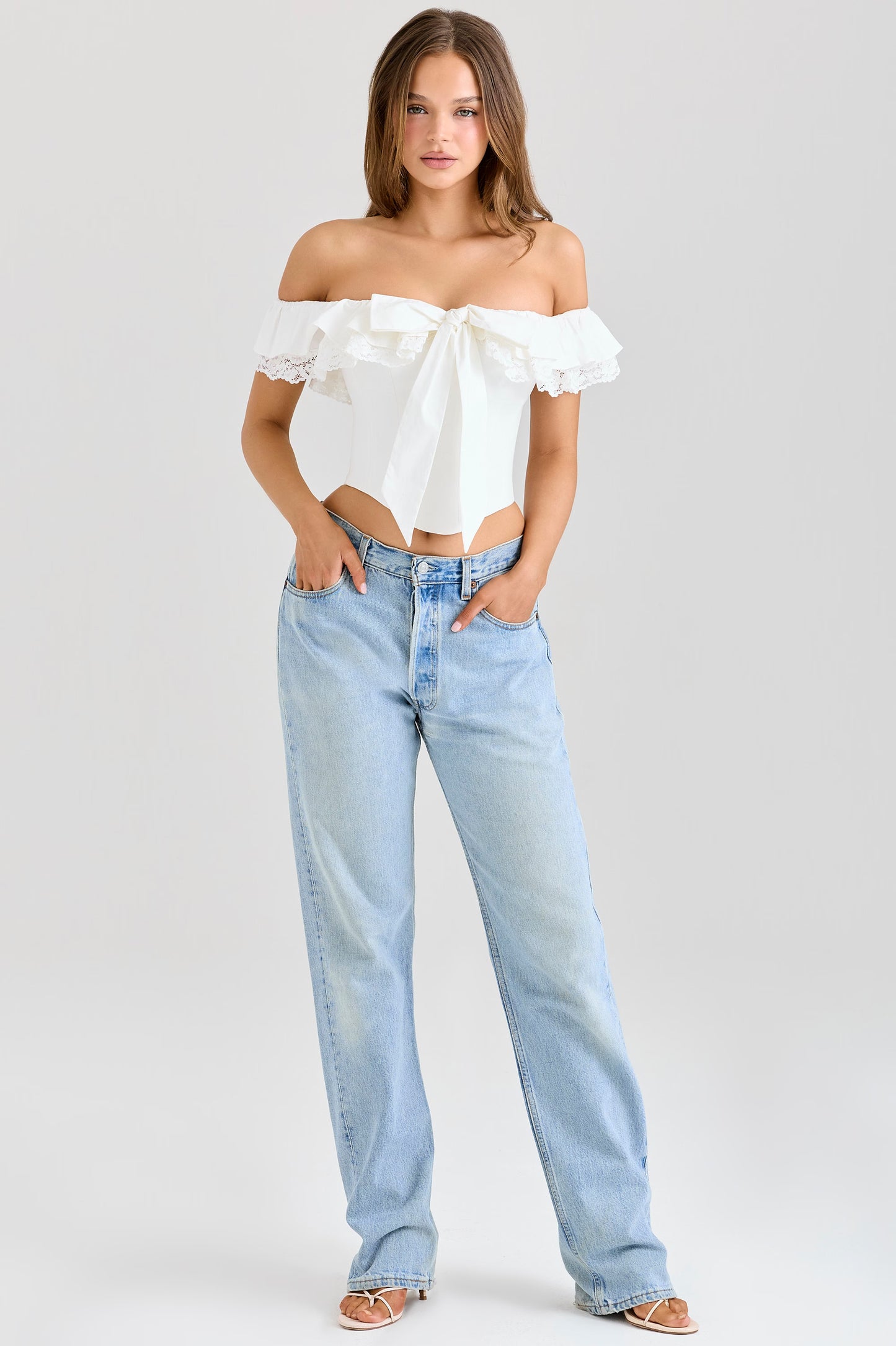 Judy — Blusa con volantes y lazo
