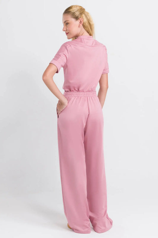 Mahra — Uniforme con pantalón encauchado