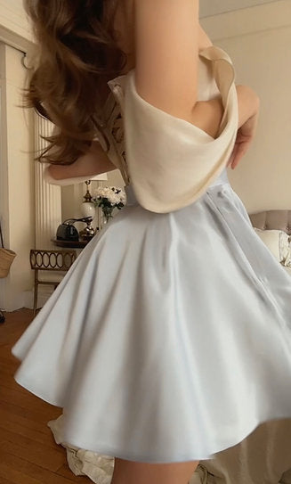 Taylor — Conjunto: corset mangas caídas y falda mini