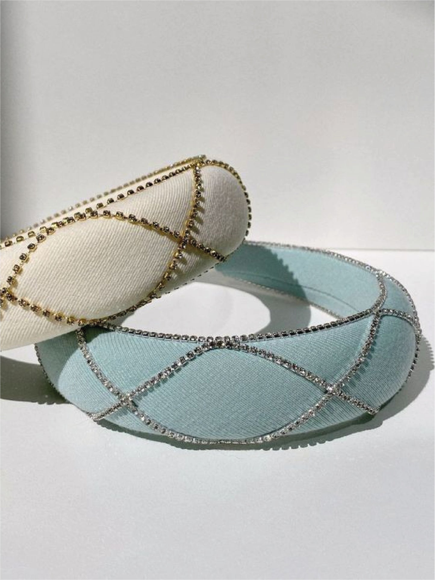 Diadema acolchada con pedrerÍa