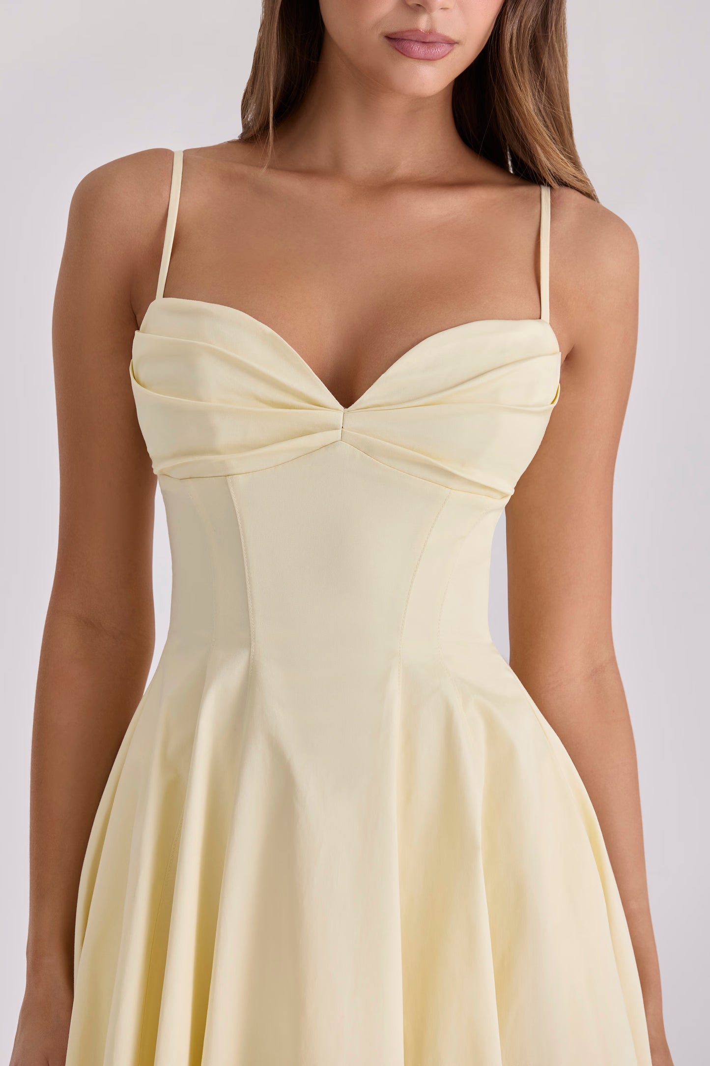 Addison — Vestido midi con bolsillos