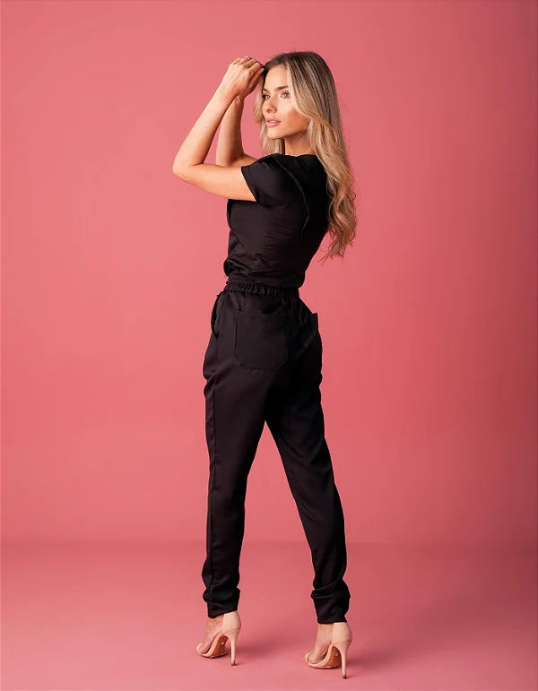 Ainara — Uniforme con pantalón encauchado