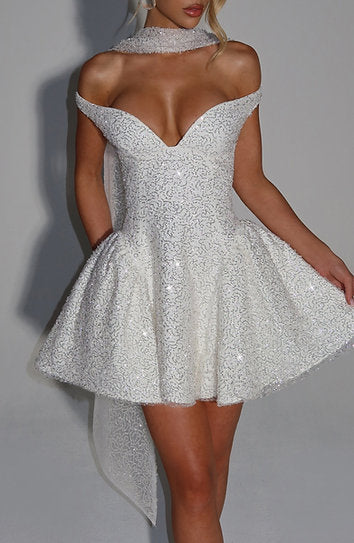 Amelia — Vestido mini con volantes