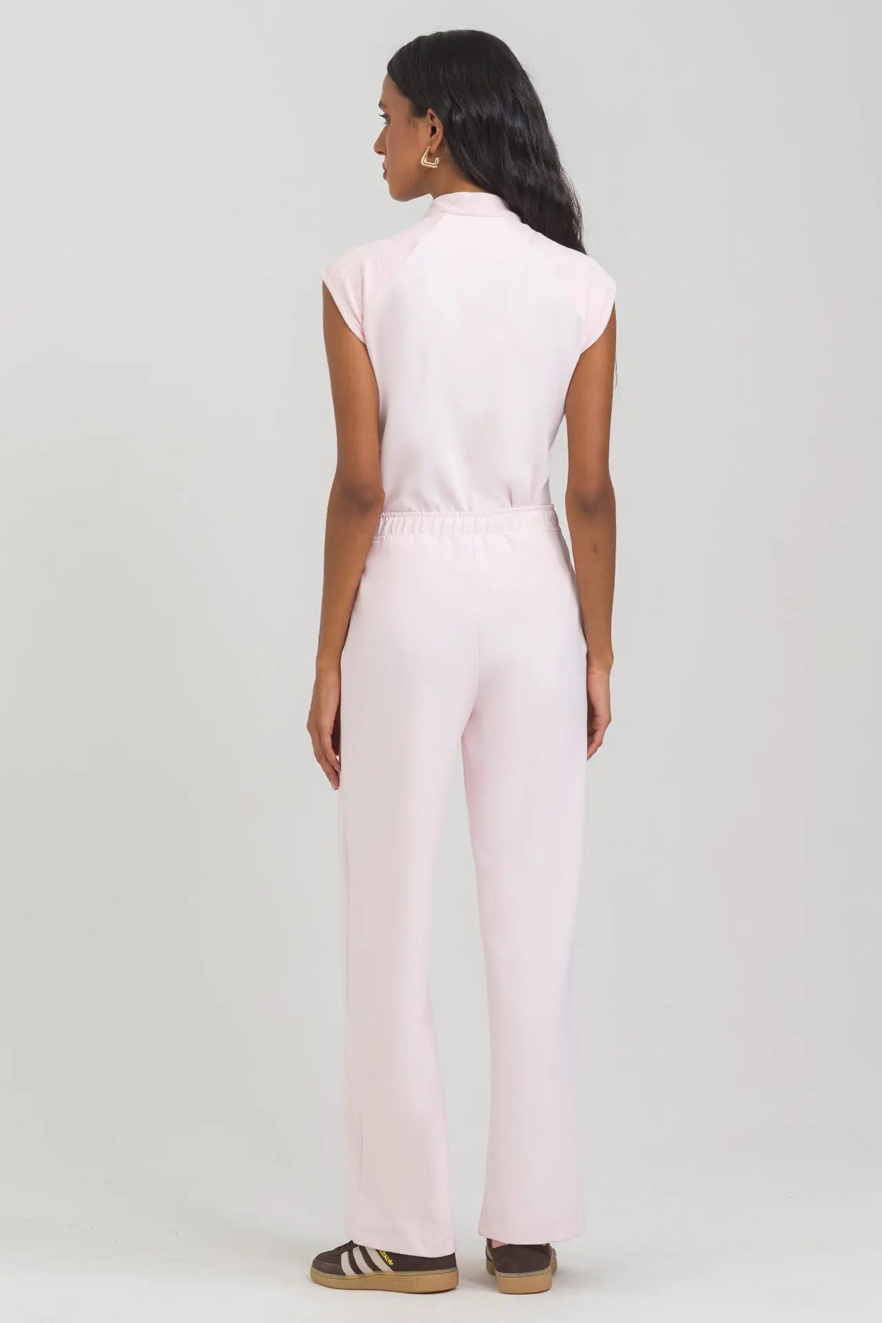 Anahí — Uniforme con pantalón encauchado