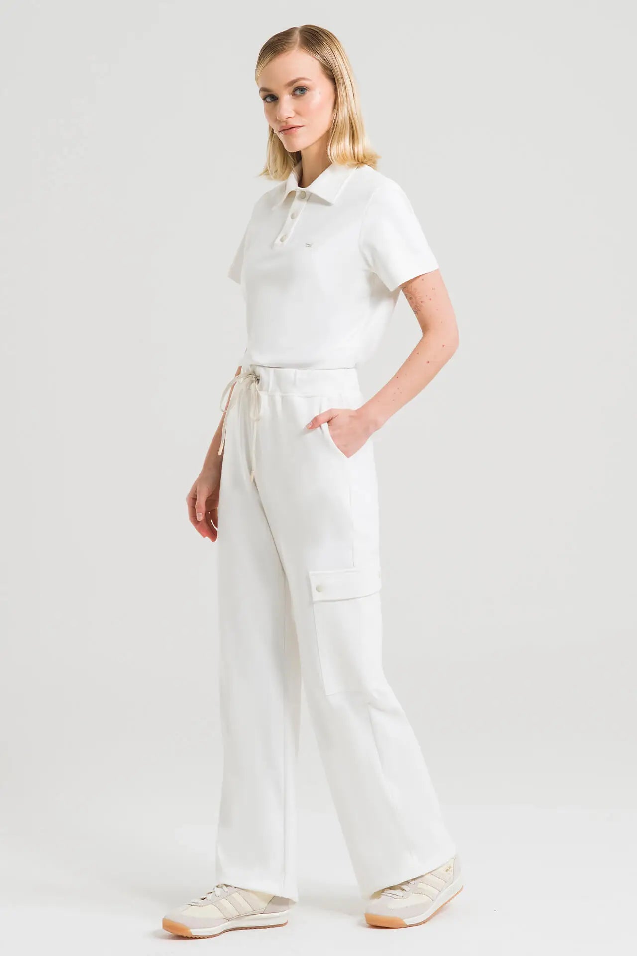Anais — Uniforme con pantalón encauchado