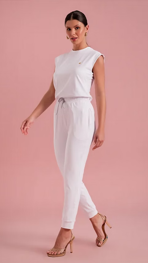 Angélica — Uniforme con pantalón encauchado