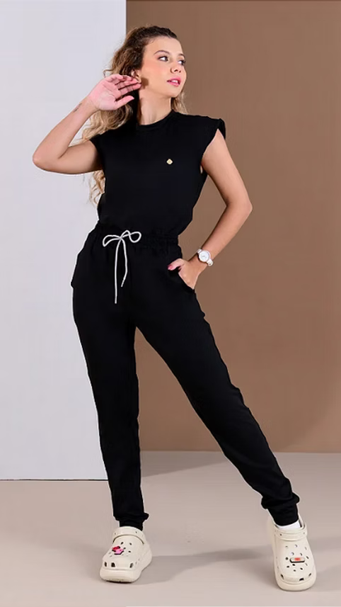 Angélica — Uniforme con pantalón encauchado