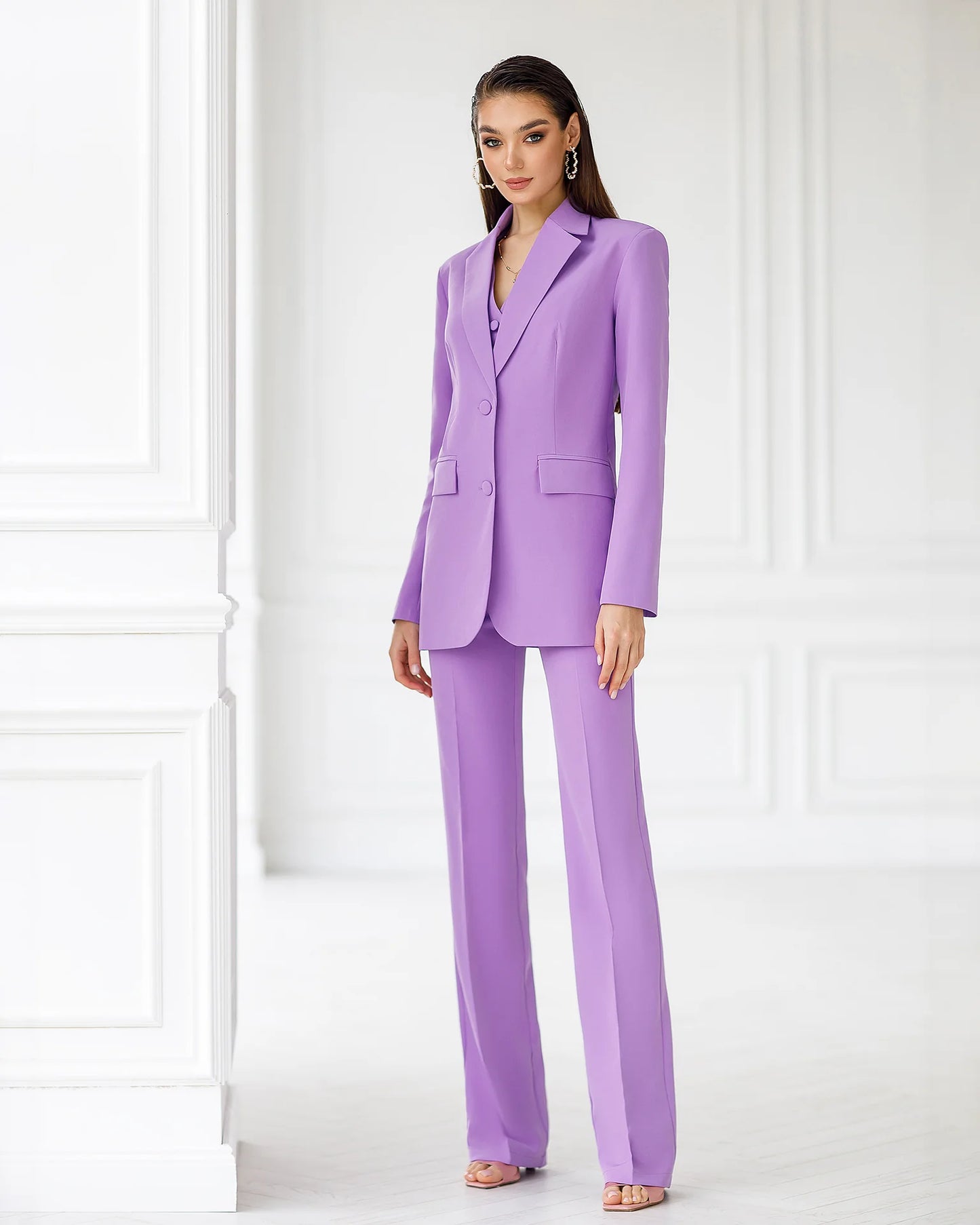 Denisse — Conjunto: blazer, chaleco y pantalón bota recta