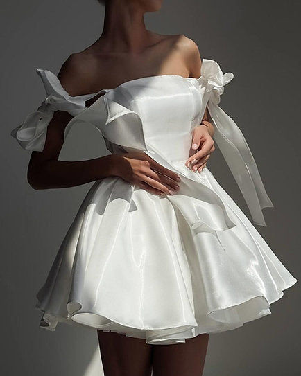 Eisley — Vestido mini corset con lazos