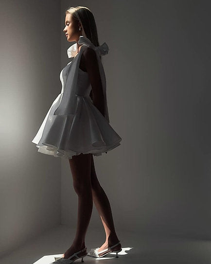 Eisley — Vestido mini corset con lazos