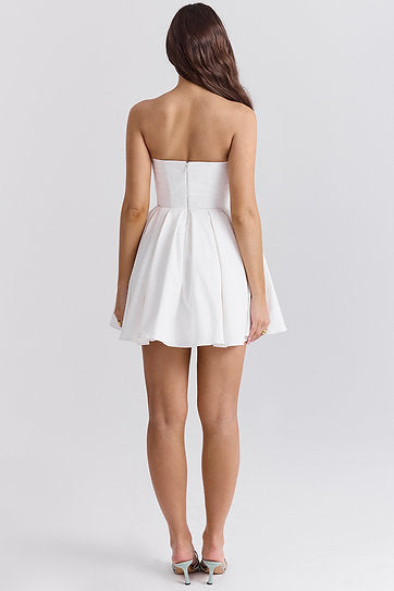 Elara — Vestido mini strapless