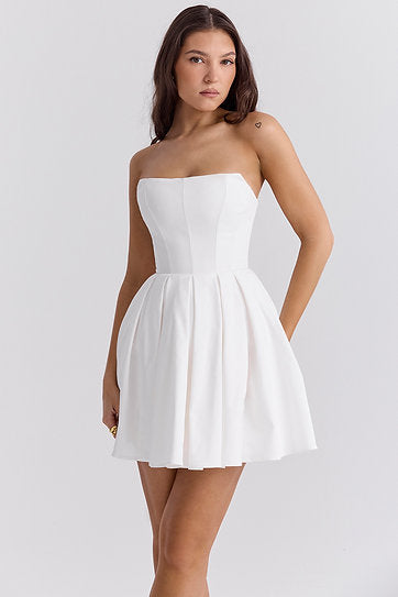 Elara — Vestido mini strapless