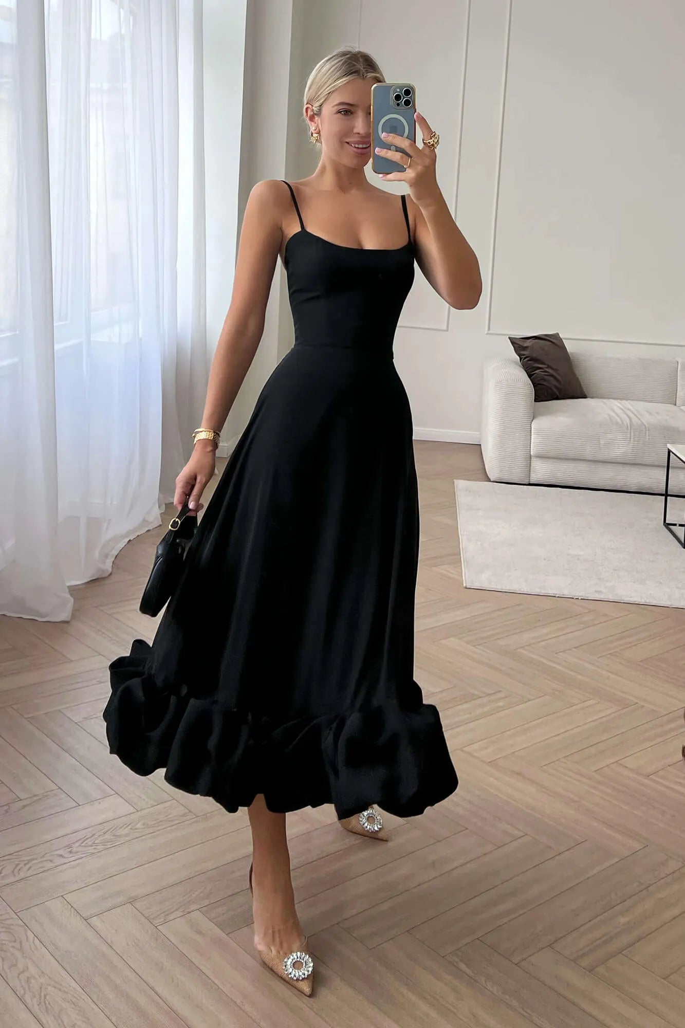 Elise — Vestido midi con volantes