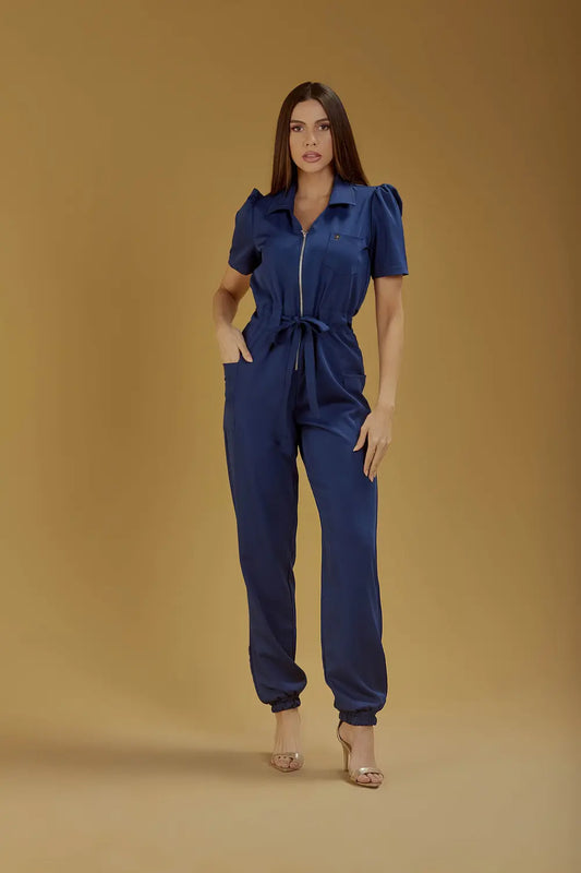 Elizabeth — Uniforme enterizo con pantalón encauchado y lazo