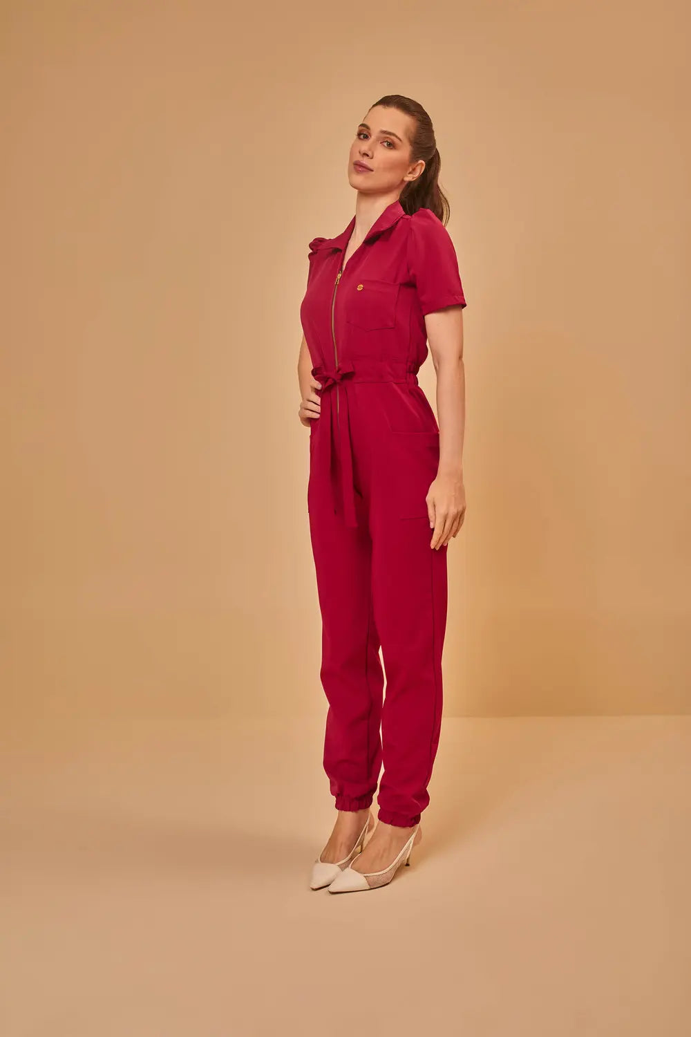 Elizabeth — Uniforme enterizo con pantalón encauchado y lazo