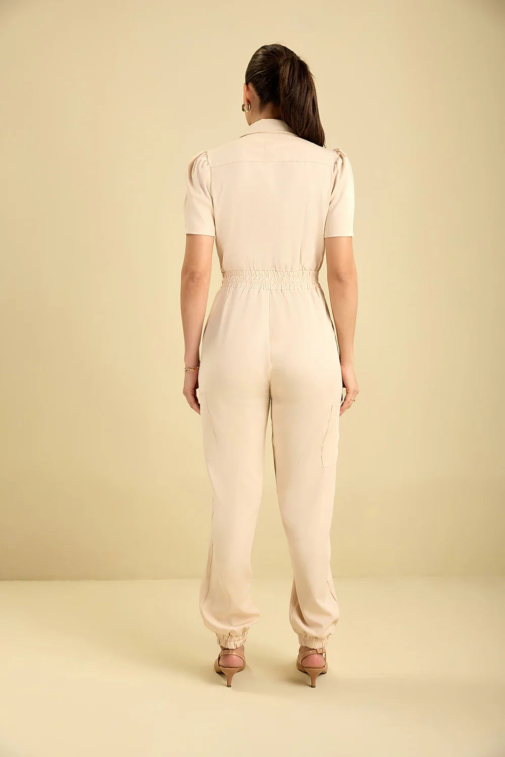 Elizabeth — Uniforme enterizo con pantalón encauchado y lazo