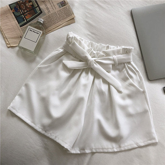 Ella — Short con lazo