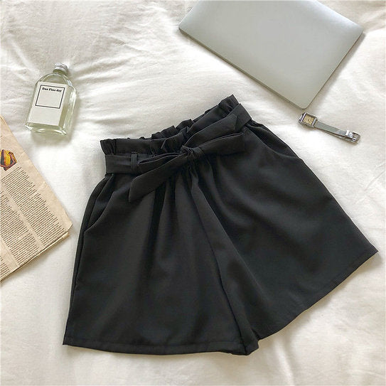 Ella — Short con lazo