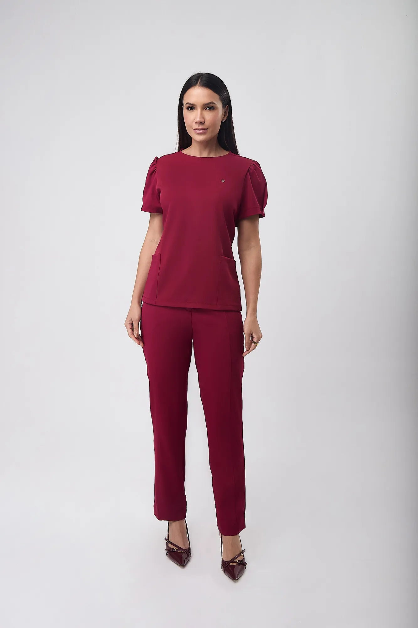 Érica — Uniforme con pantalón encauchado