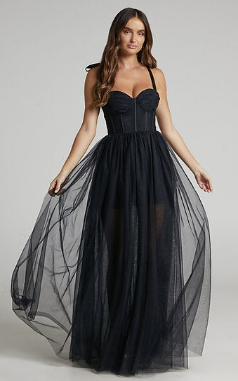 Genevieve — Vestido maxi con lazos