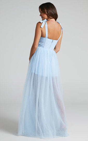 Genevieve — Vestido maxi con lazos