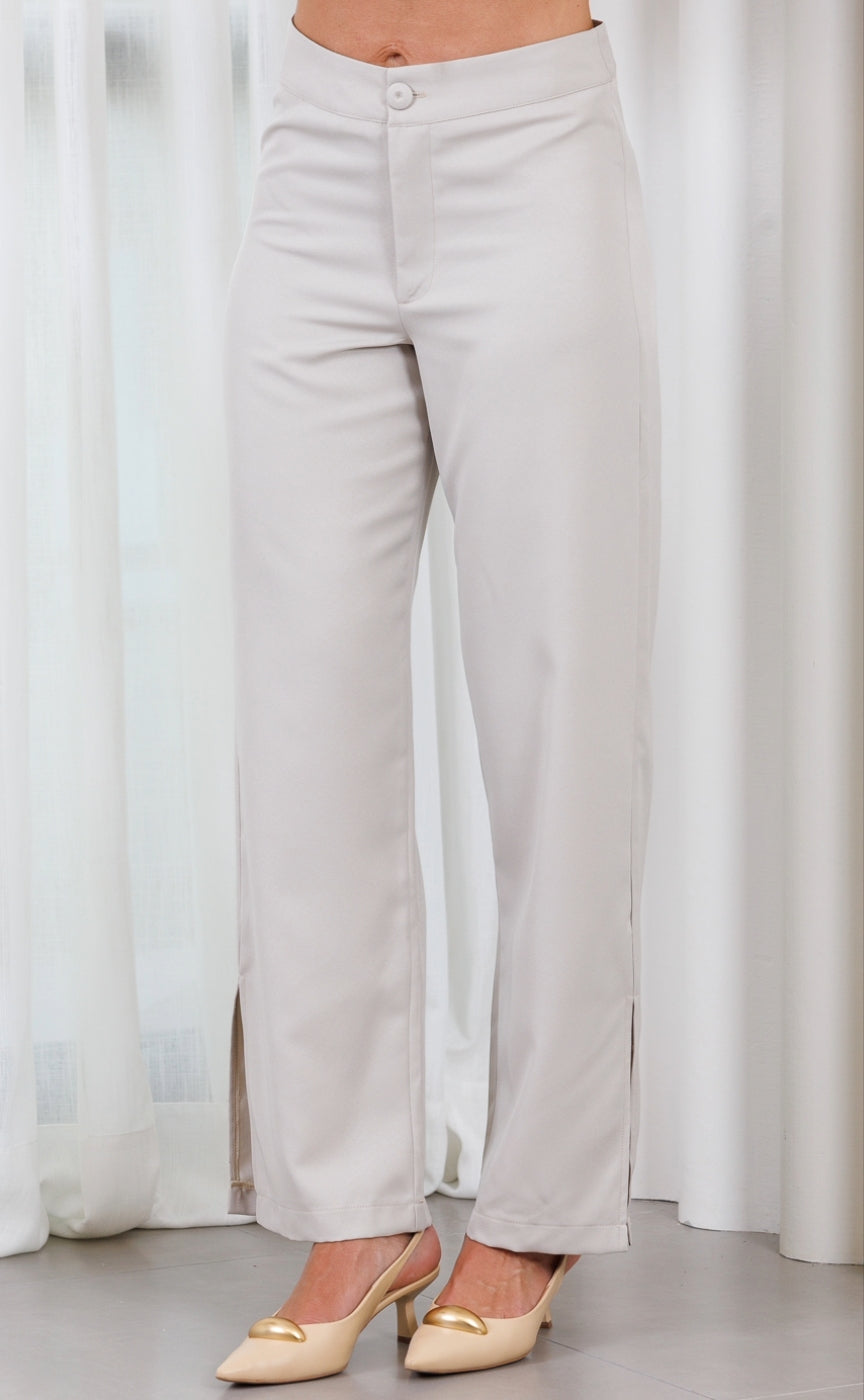 Leire — Uniforme con lazo
