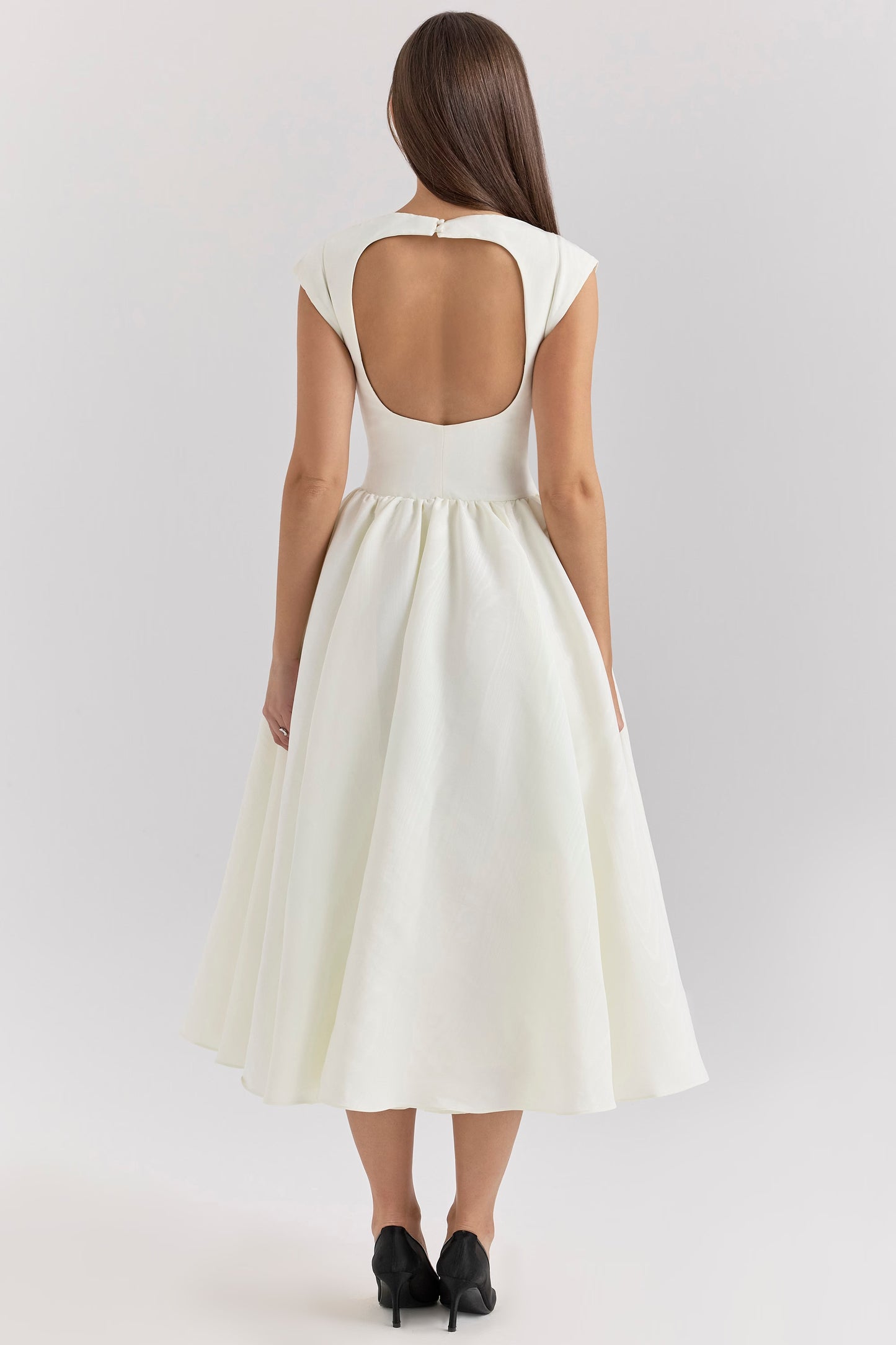 Meghan — Vestido midi con espalda descubierta