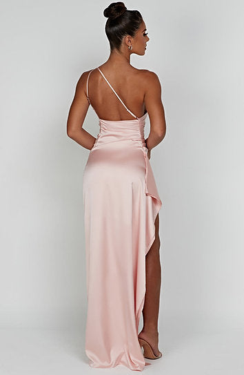 Milena — Vestido maxi con volante