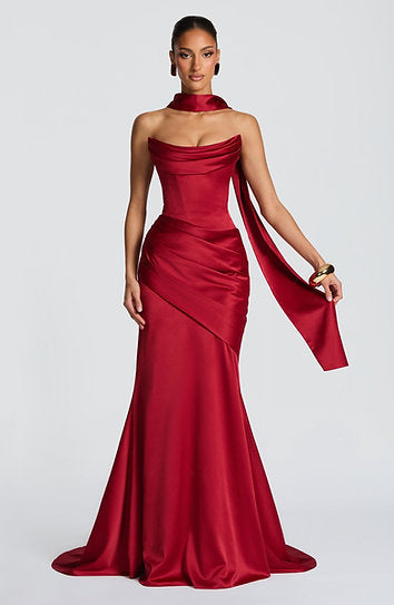 Minerva — Vestido maxi corset
