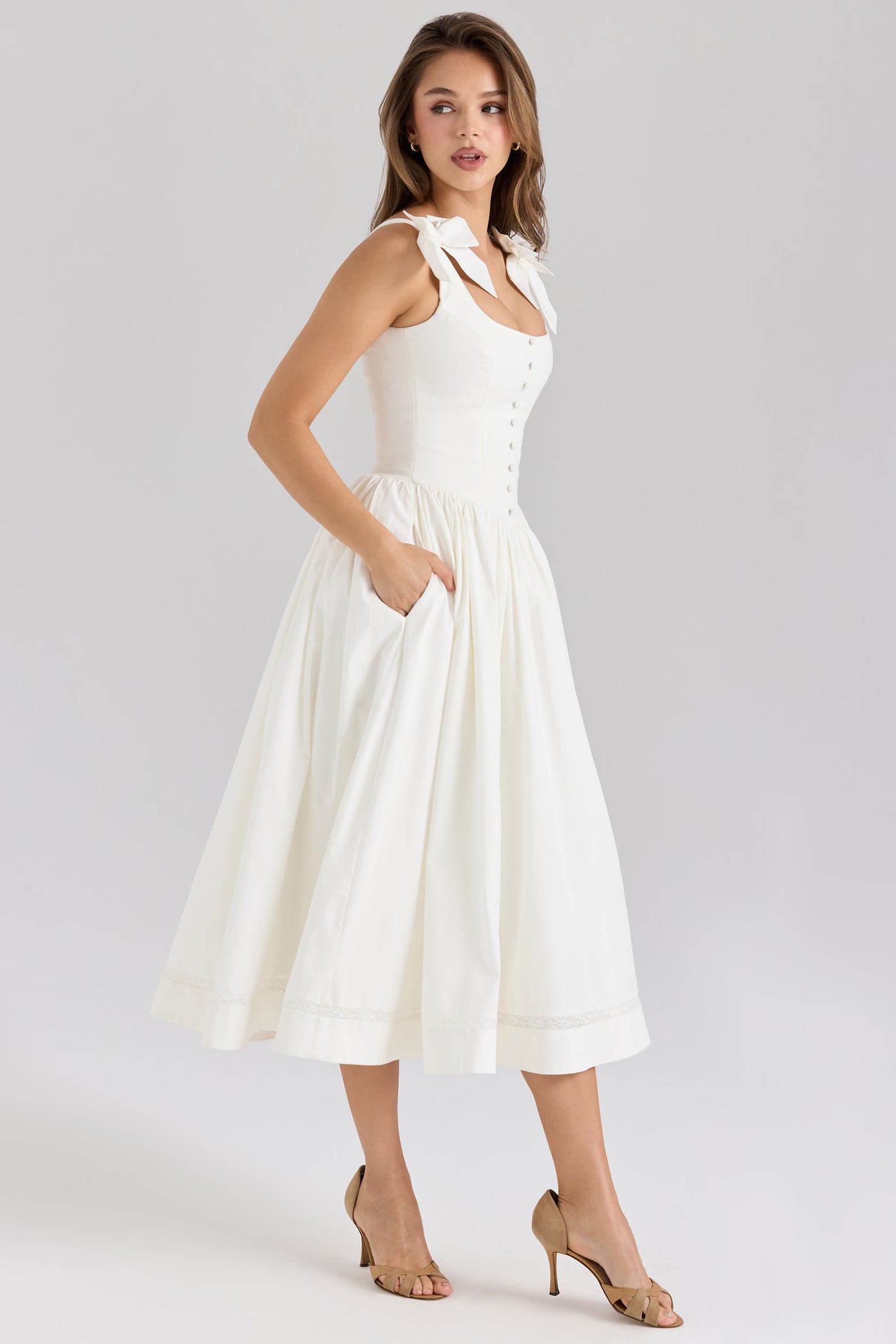 Miranda — Vestido midi con moños