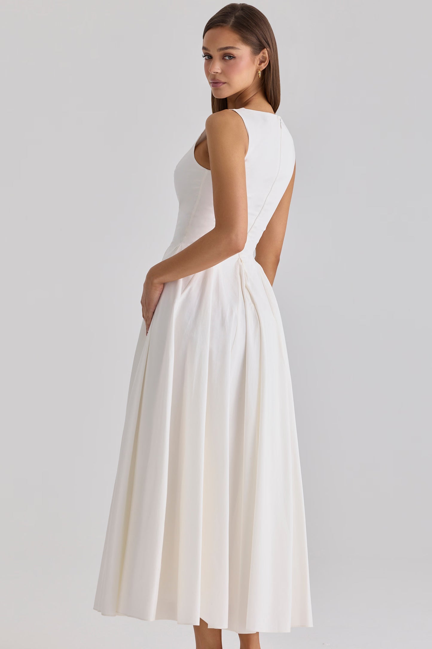 Mónica — Vestido midi