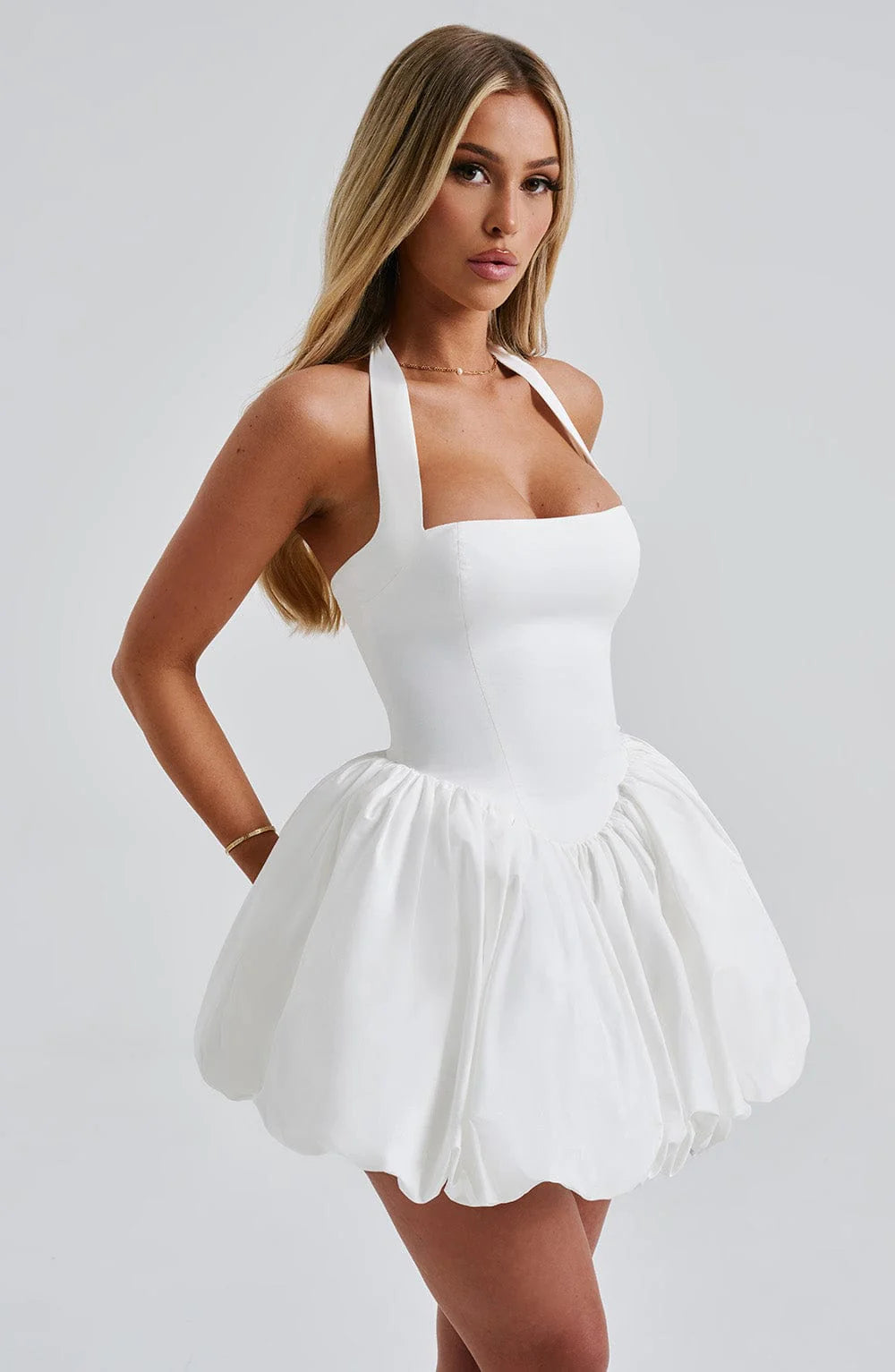 Rebecca — Vestido mini corset falda globo con lazo