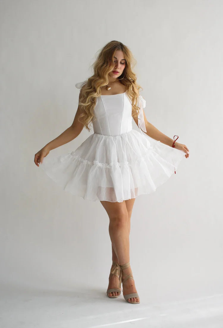 Saffira — Vestido mini corset con volantes y lazos