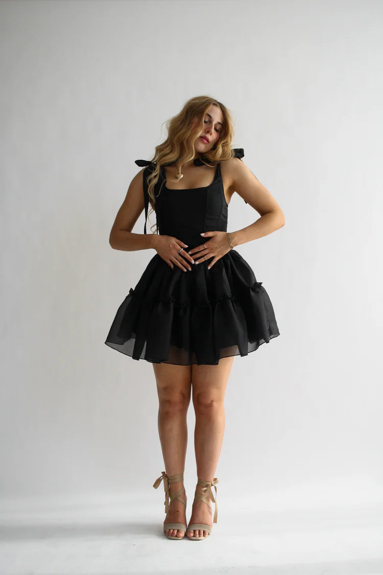 Saffira — Vestido mini corset con volantes y lazos