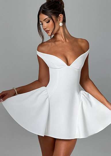 Sally — Vestido mini con volantes