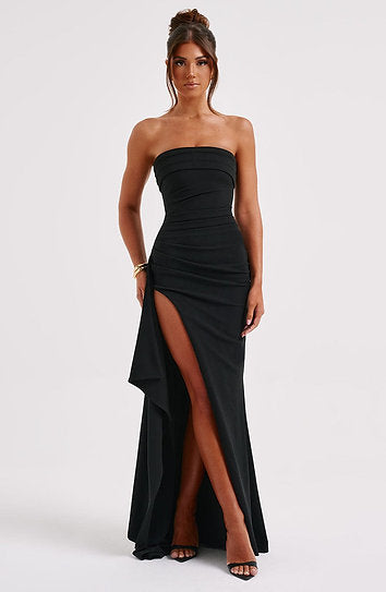 Selena — Vestido maxi con abertura y volante