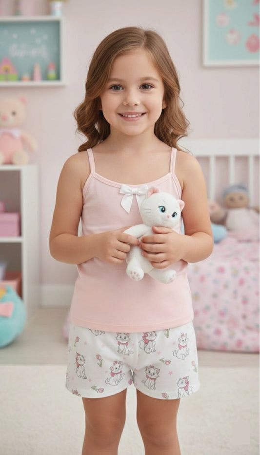 Set de pijama: short y top de tiras