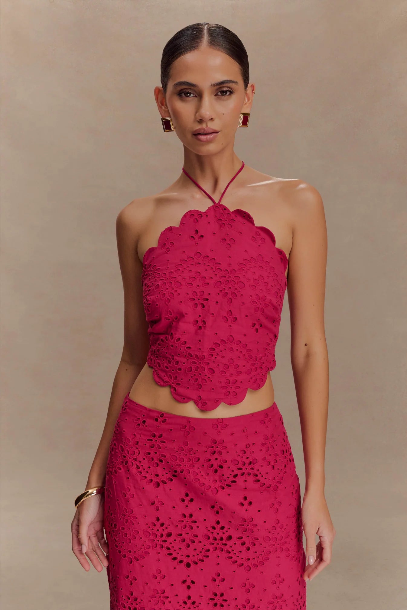 Soraya — Conjunto: blusa con lazos y falda maxi
