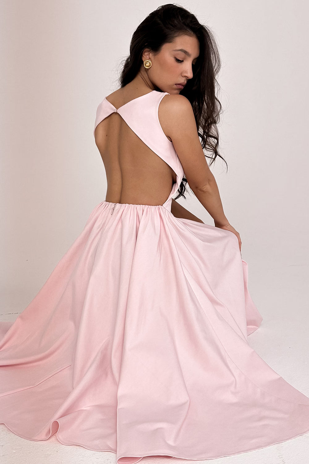 Susana — Vestido midi con espalda descubierta