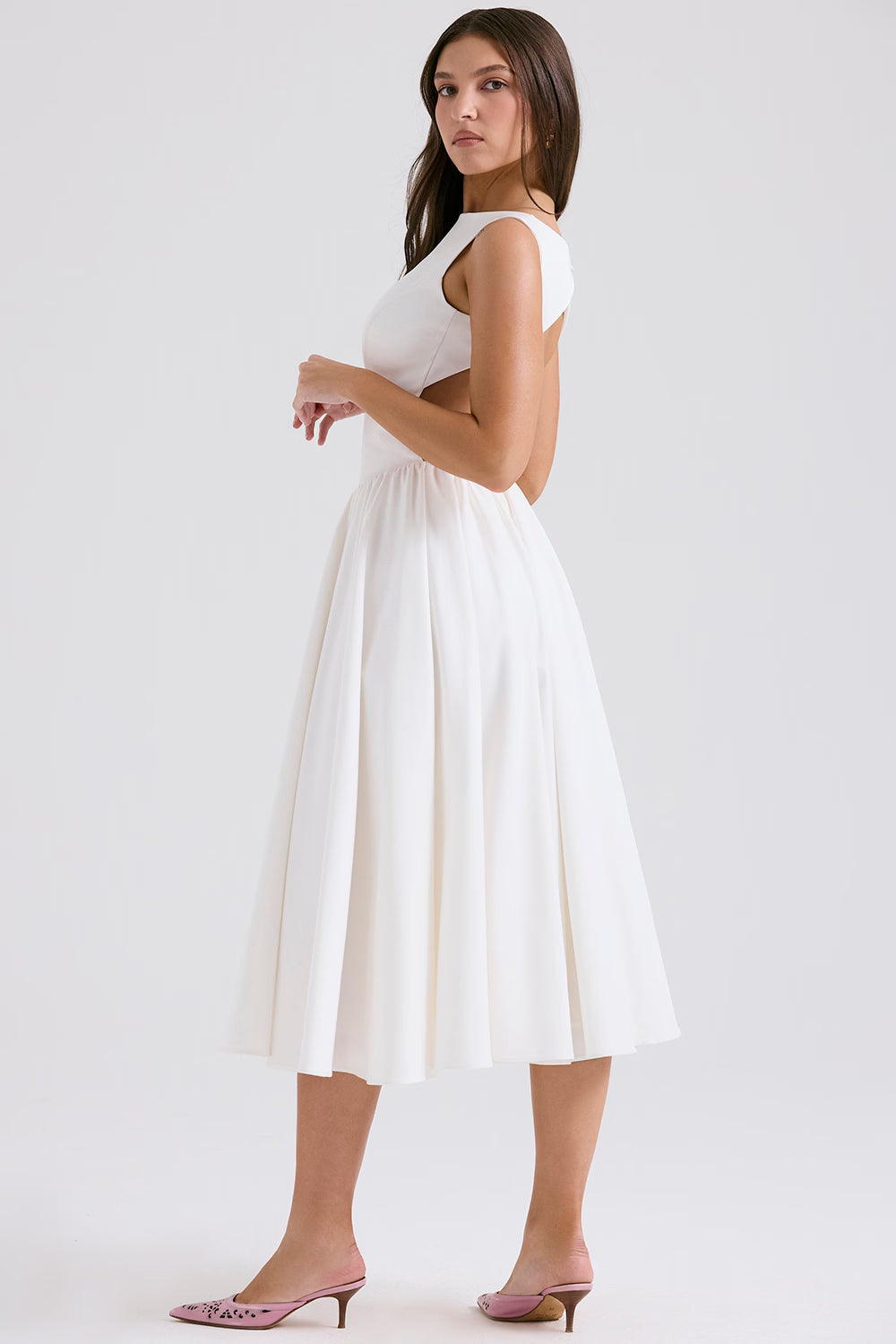 Susana — Vestido midi con espalda descubierta