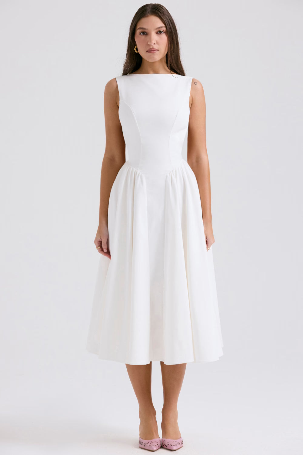 Susana — Vestido midi con espalda descubierta