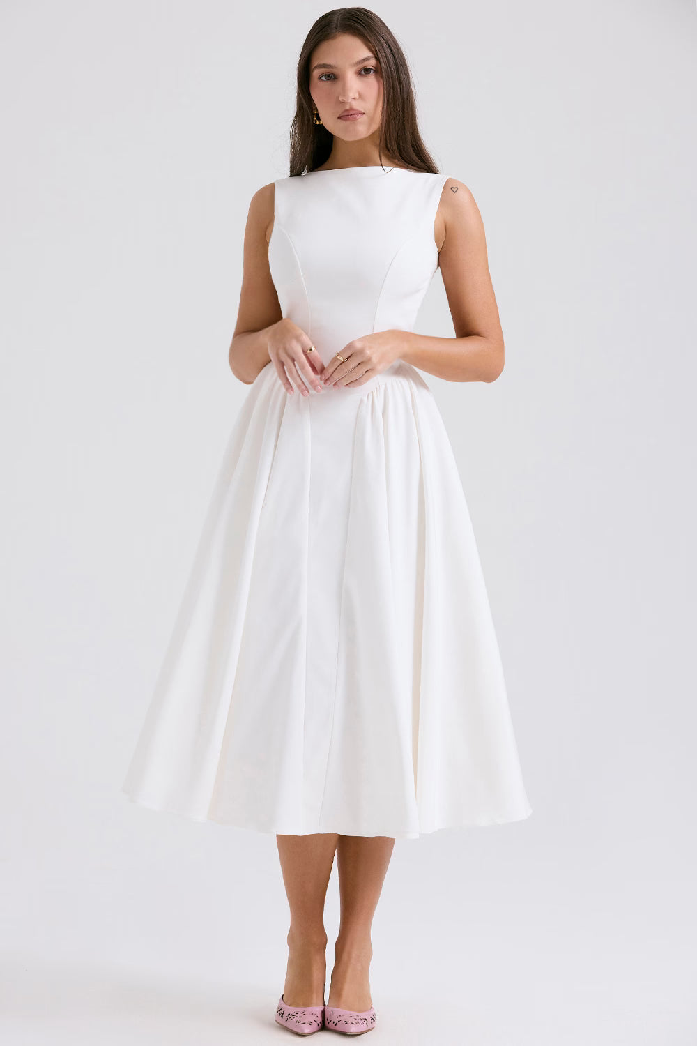 Susana — Vestido midi con espalda descubierta