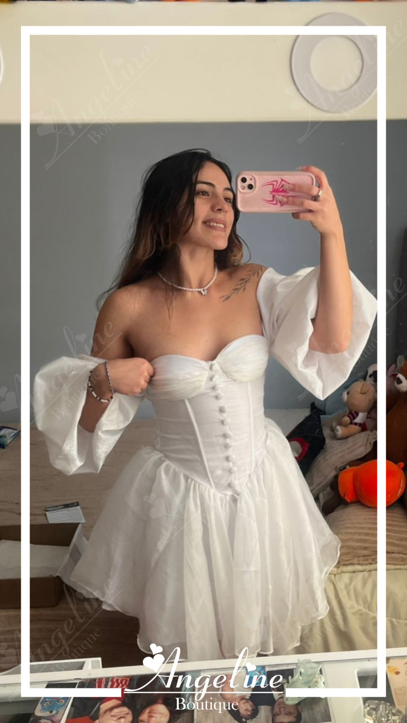 Valeria C.