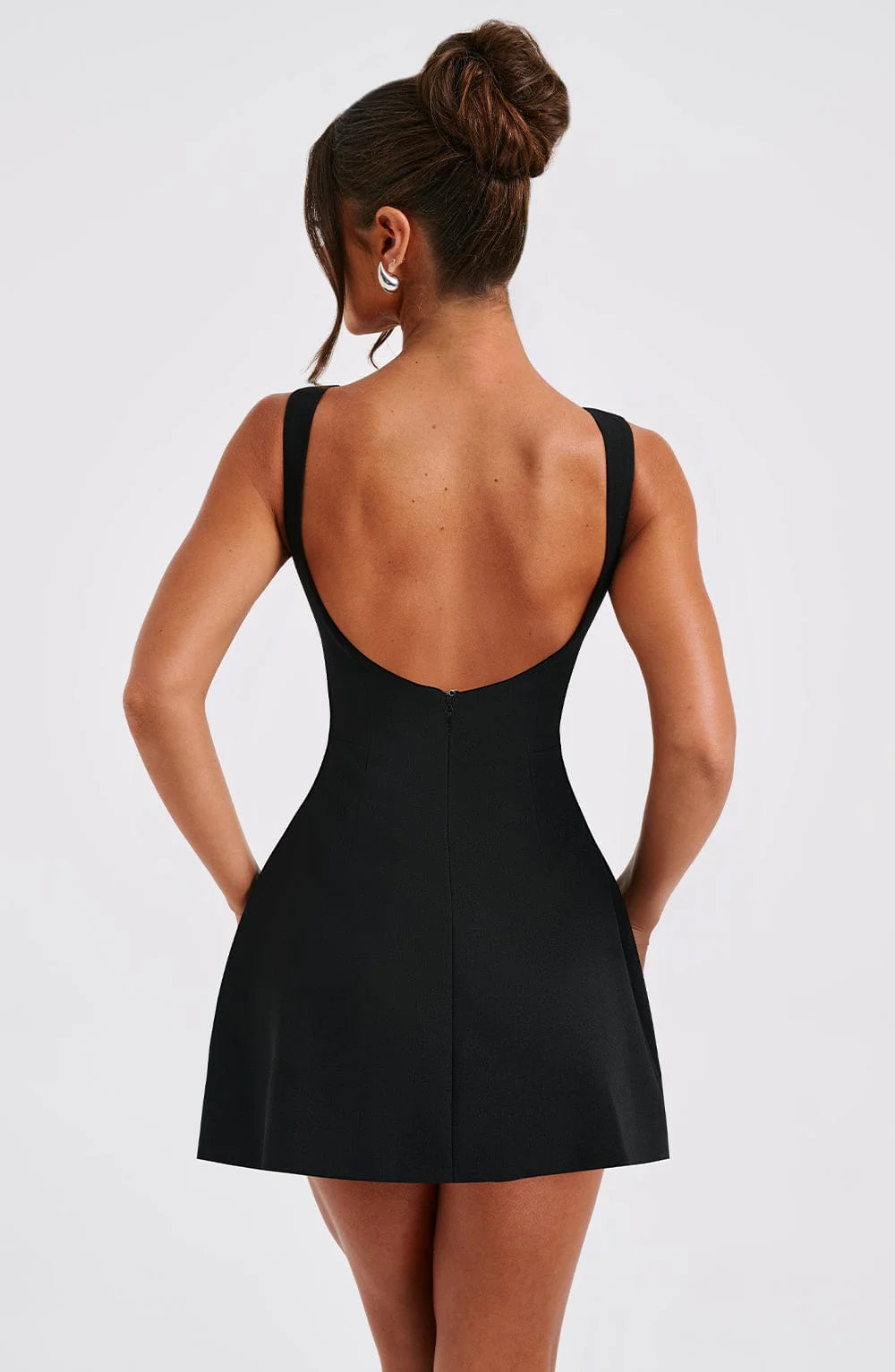 Vera — Vestido mini espalda descubierta