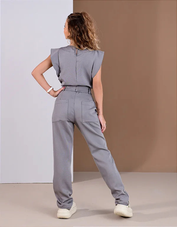 Violeta — Uniforme con lazo