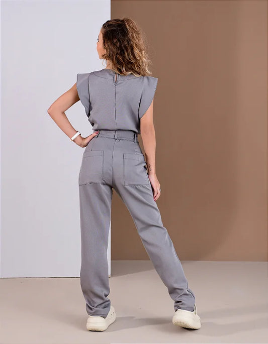 Violeta — Uniforme con lazo
