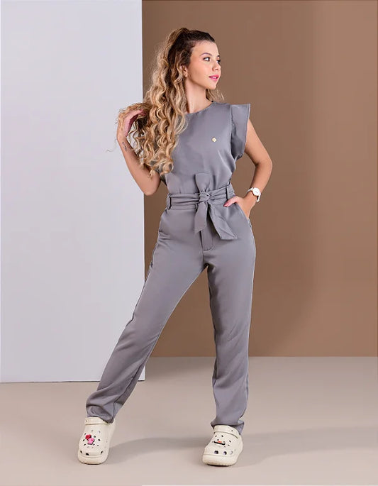 Violeta — Uniforme con lazo