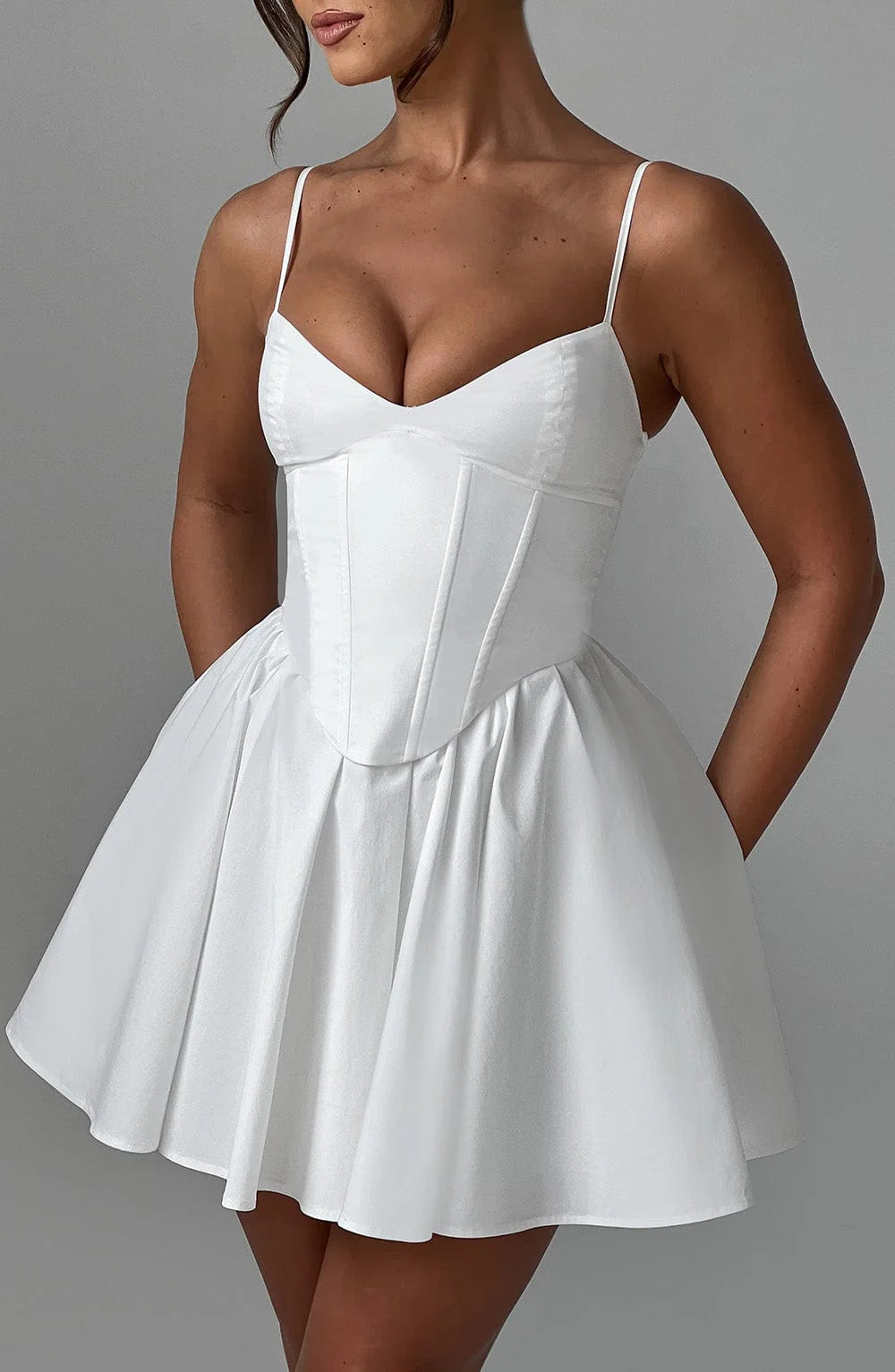 Vivia — Vestido mini corset