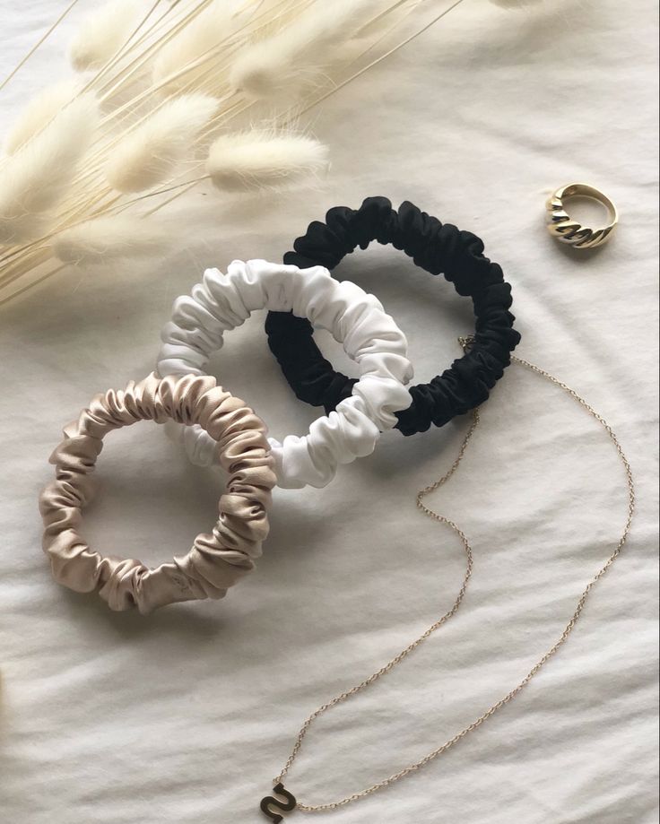 Scrunchie delgada